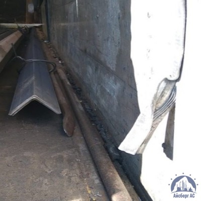 Уголок стальной неравнополочный 200х100х6 мм 09Г2С ГОСТ 8510-93 купить в Коломне
