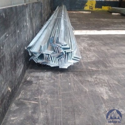 Уголок стальной равнополочный 100х100х14 мм С235 ГОСТ 8509-93 купить в Коломне
